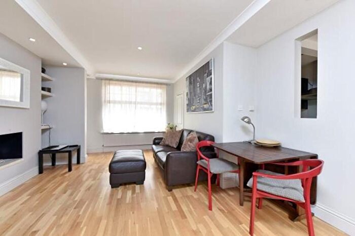 1 Bedroom Flat To Rent In Queensway, Paddington, London, W2