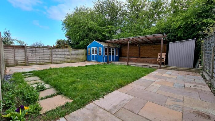 2 Bedroom Maisonette To Rent In Otterburn Gardens, Isleworth, TW7