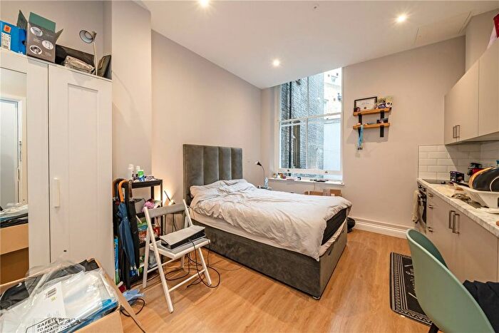 Studio To Rent In Glendower Place, London, SW7