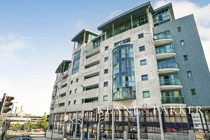 1 Bedroom Flat For Sale In Ocean Crescent, Plymouth, PL1