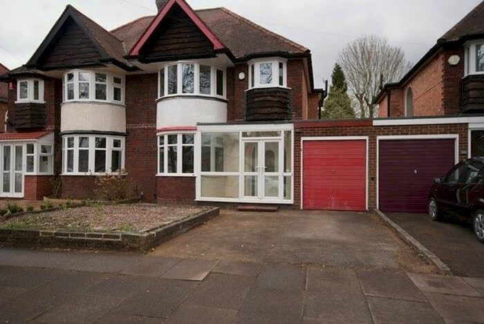 3 Bedroom Semi-Detached House To Rent In Fox Hollies Road, Birmingham, B28