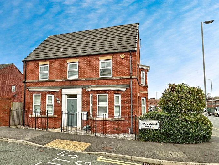 3 Bedroom Semi-Detached House To Rent In Mosslake Way, Kirkdale, Liverpool, L4