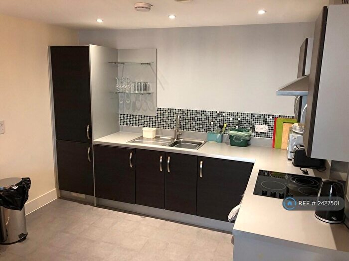 2 Bedroom Flat To Rent In Prospect Place, Cardiff, CF11