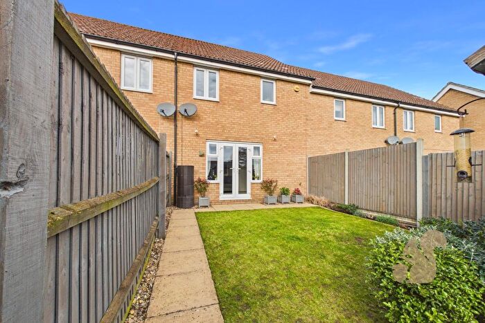 3 Bedroom Terraced House For Sale In Wintergreen Road, Bury St. Edmunds, IP28