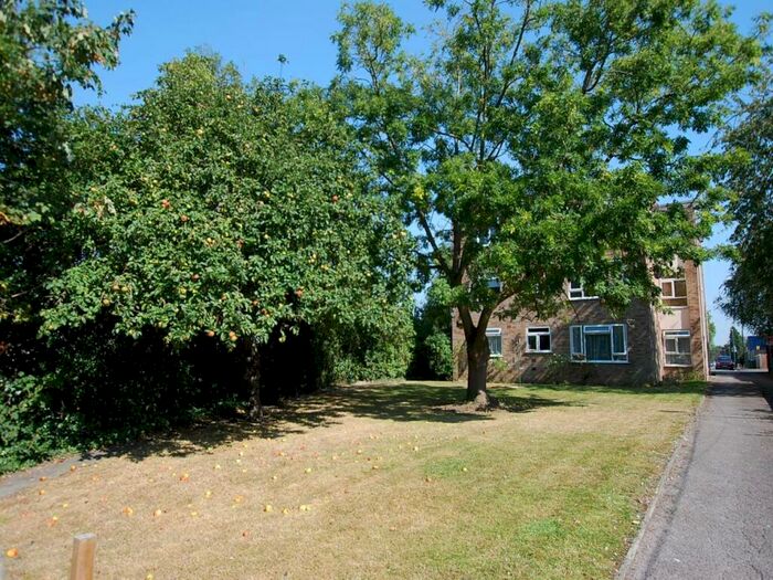 1 Bedroom Flat To Rent In Hatherley Road, Sidcup, Kent, DA14