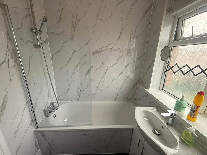 3 Bedroom Terraced House To Rent In Ranelagh Road, Southall, UB1