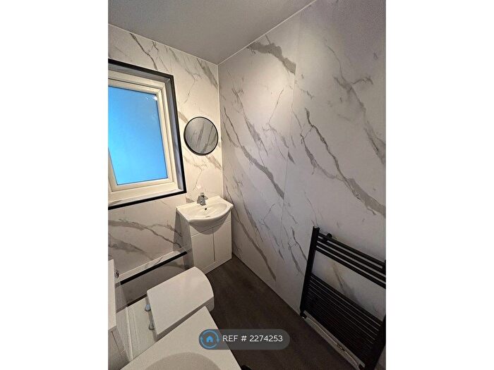 1 Bedroom Flat To Rent In Rockhampton Avenue, East Kilbride, Glasgow, G75