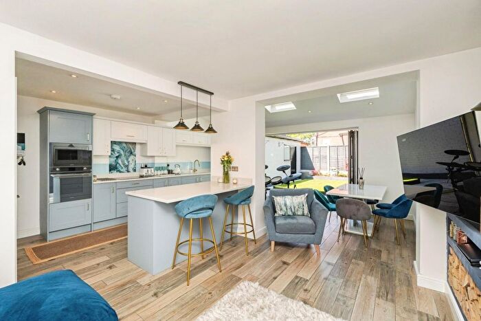 3 Bedroom Semi Detached House For Sale In Stetchworth Drive, Worsley, M28