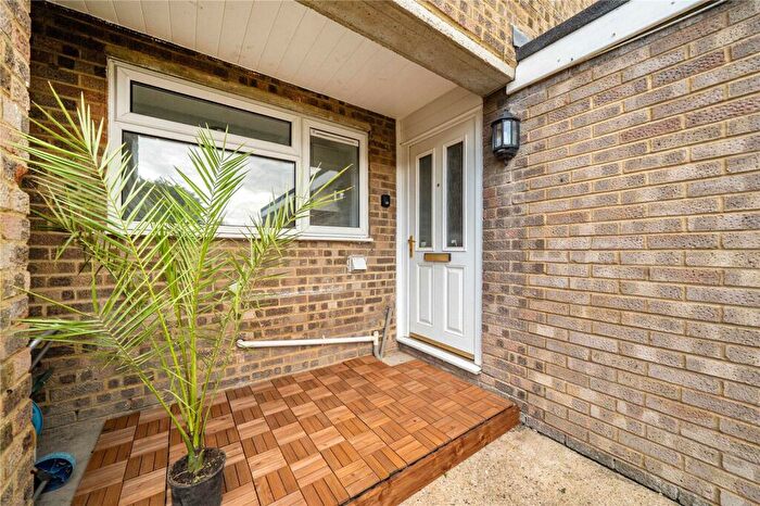 4 Bedroom Terraced House For Sale In Nash Drive, Abingdon, OX14