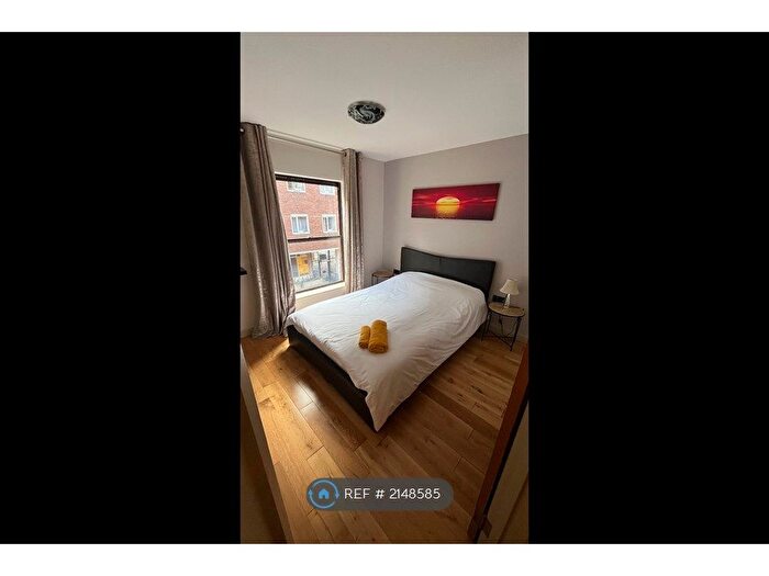 2 Bedroom Flat To Rent In Irvine Court, London, W1T