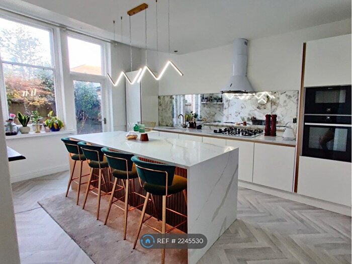 2 Bedroom Maisonette To Rent In Cyprus Road, Nottingham, NG3