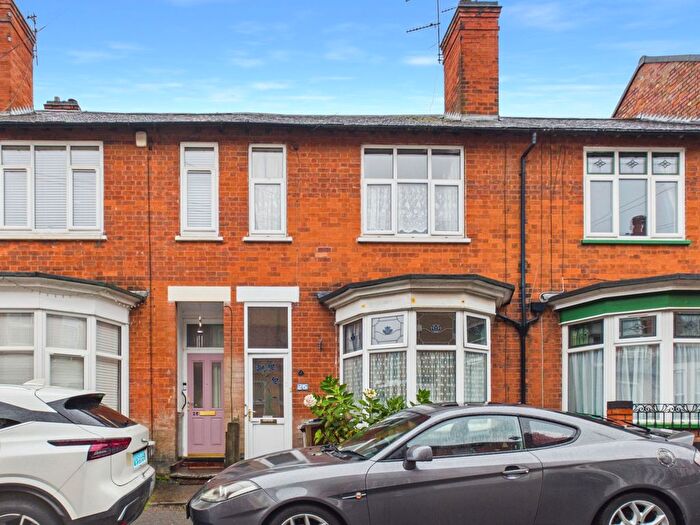 3 Bedroom Terraced House For Sale In Corby Road, Mapperley, Nottingham, NG3