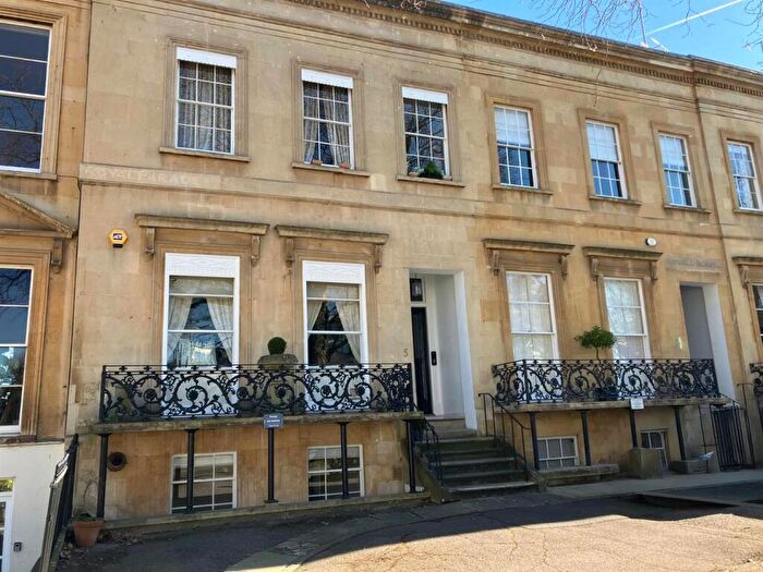 3 Bedroom Flat For Sale In Bayshill Road, Cheltenham, GL50