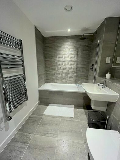 1 Bedroom Flat To Rent In Seymour Grove, Old Trafford, Manchester, M16