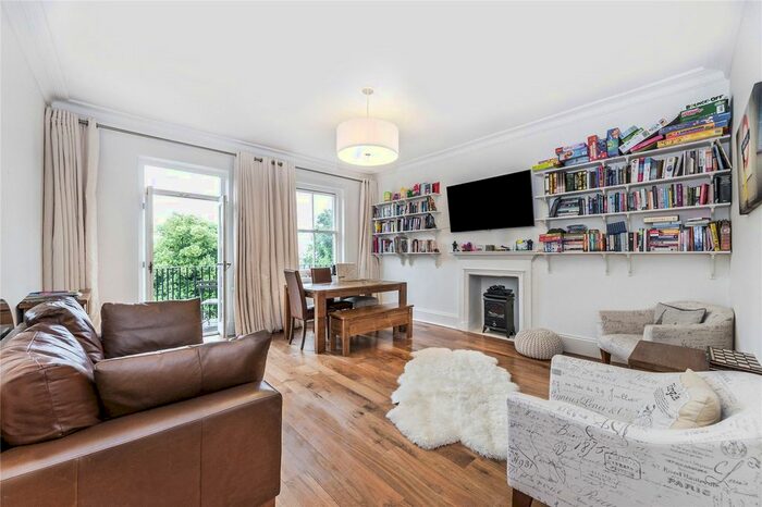 3 Bedroom Property To Rent In Fitzjohns Avenue, Hampstead, NW3