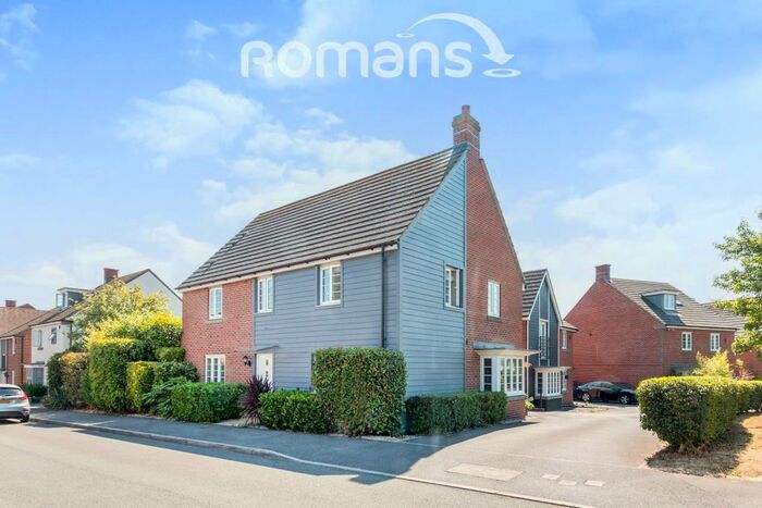 4 Bedroom Detached House To Rent In Marnel Park, Basingstoke, RG24