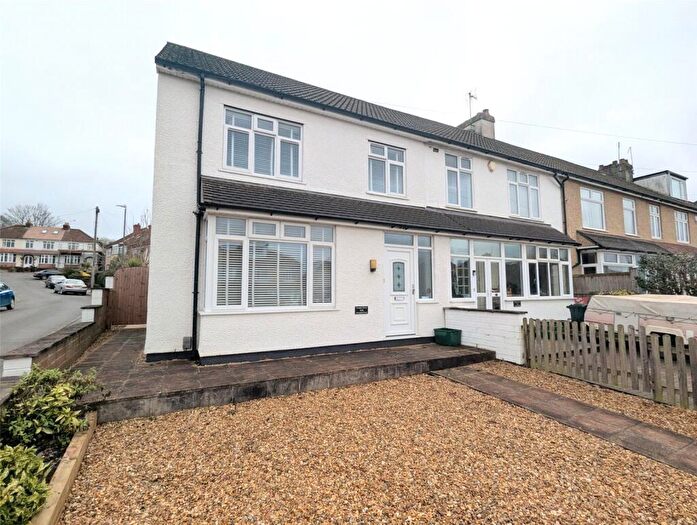 3 Bedroom End Of Terrace House To Rent In Lincombe Road, Bristol, BS16