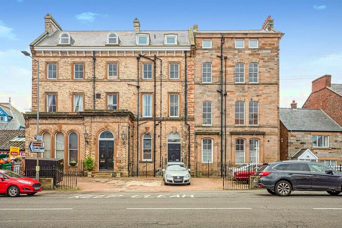 2 Bedroom Flat To Rent In Upgang Lane, Whitby, North Yorkshire, YO21