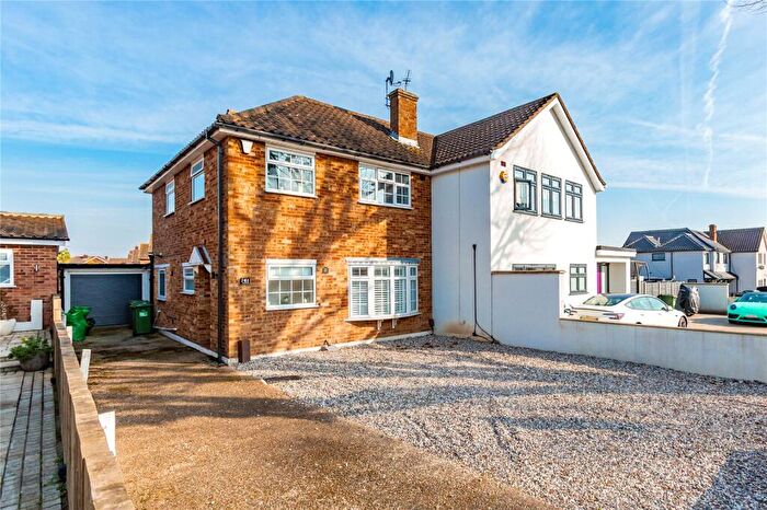 3 Bedroom Semi-Detached House For Sale In Avon Road, Upminster, RM14