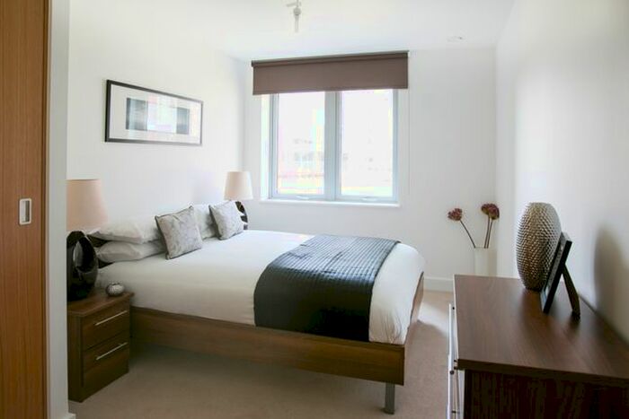 1 Bedroom Flat To Rent In Barking Road, London, E16