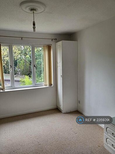 1 Bedroom Flat To Rent In Ragees Road, Kingswinford, DY6