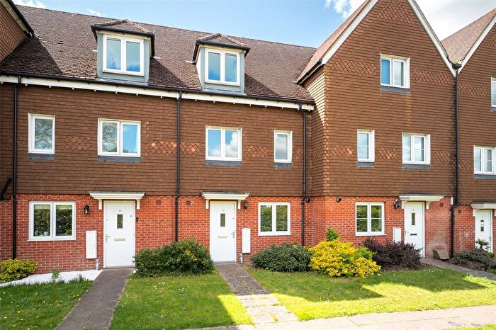 3 Bedroom Detached House For Sale In Outfield Crescent, Wokingham, Berkshire, RG40