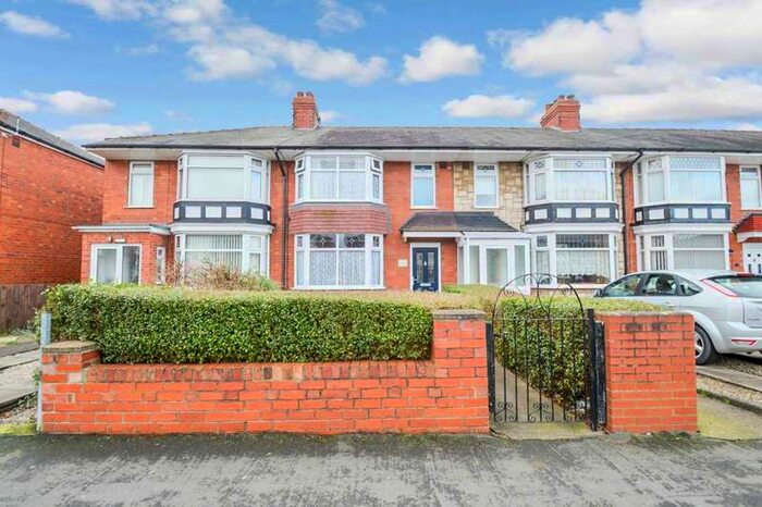 3 Bedroom Terraced House To Rent In Westlands Road, Hull, HU5