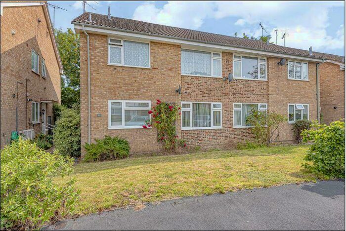 2 Bedroom Maisonette To Rent In Blackmoor Wood, Ascot, SL5