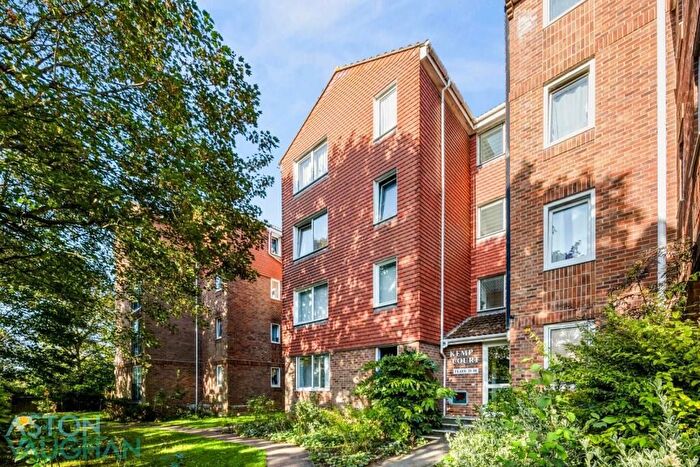 2 Bedroom Flat To Rent In Church Place, Brighton, BN2