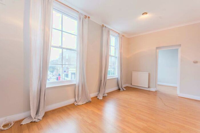 2 Bedroom Flat To Rent In Southgate Road, Islington, London, N1