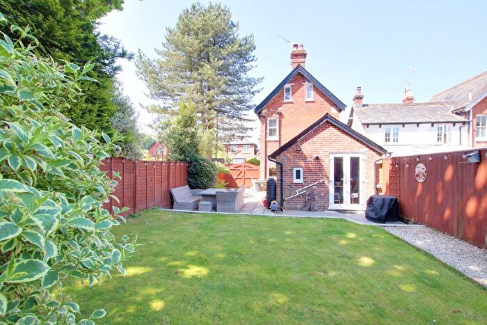 3 Bedroom Property For Sale In Queens Road, Lyndhurst, SO43