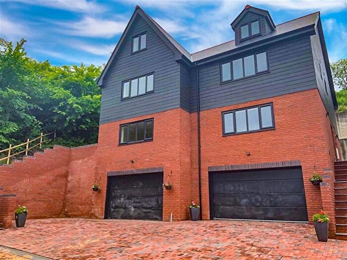4 Bedroom House To Rent In Hill Close, Tranch, NP4