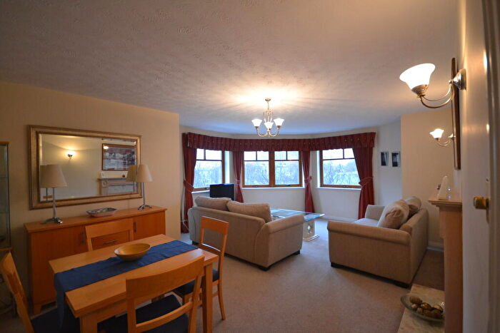 2 Bedroom Flat To Rent In West Bryson Road, Polwarth, Edinburgh, EH11