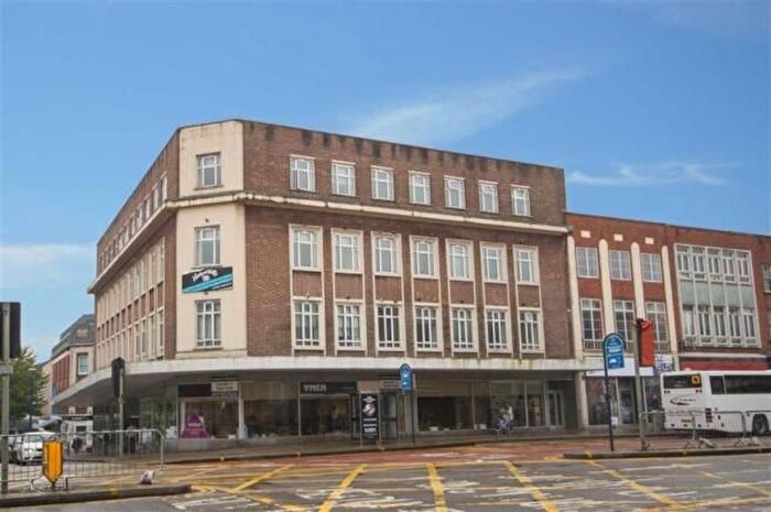 Studio For Sale In Portland House, Swansea, SA1