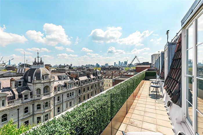 2 Bedroom Flat To Rent In Chesterfield Gardens, London, W1J