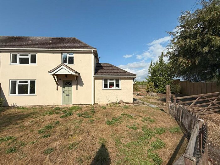 3 Bedroom Semi-Detached House For Sale In Hampton Bishop, Hereford, HR1