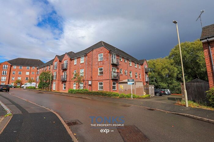 2 Bedroom Flat For Sale In Brett Young Close, Halesowen, B63