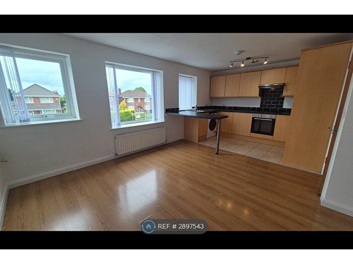 2 Bedroom Flat To Rent In Rossmore Road West, Ellesmere Port, CH66