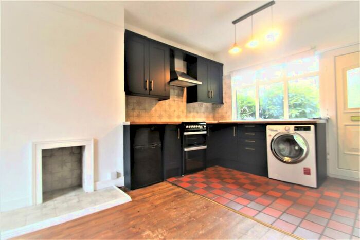 2 Bedroom House To Rent In The Square, Harborne, Birmingham, B17