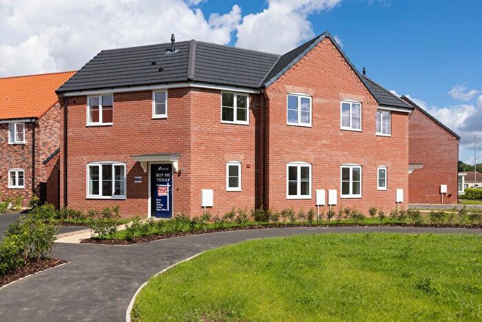 3 Bedroom Semi-Detached House For Sale In Sunnydale Close, Surfleet, PE11