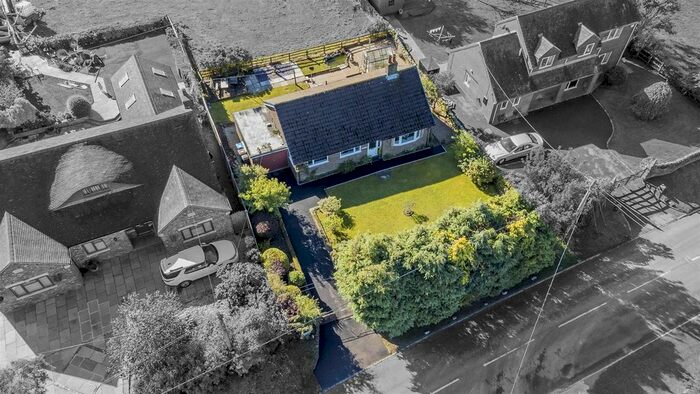 3 Bedroom Detached Bungalow For Sale In Fairview, Thorncliffe, ST13