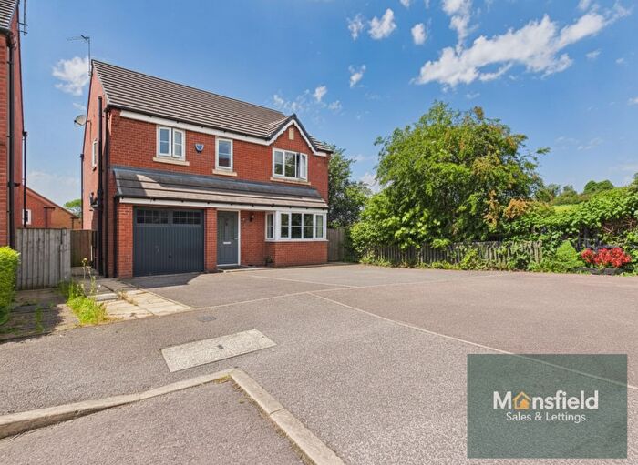 4 Bedroom Detached House For Sale In Parkland View, Huthwaite, Sutton-in-ashfield, NG17