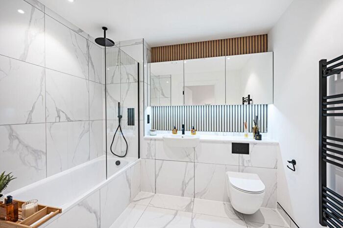 1 Bedroom Flat To Rent In Icon Heights, , Wood Green, London, N22