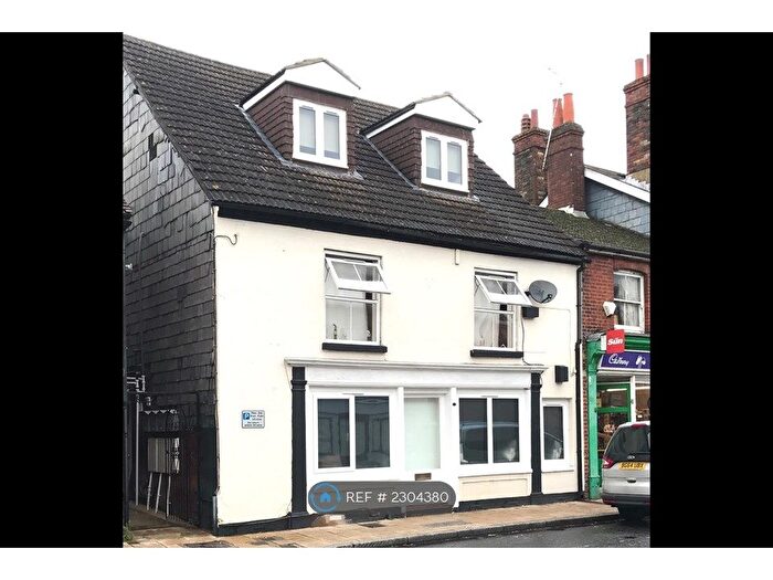 1 Bedroom Flat To Rent In Normandy St, Alton, GU34