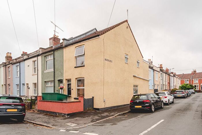 3 Bedroom End Terrace House For Sale In Stanley Street South, Bedminster, Bristol, BS3
