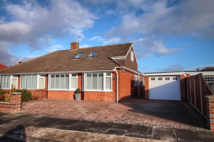 3 Bedroom Semi Detached Bungalow For Sale In Cradley Drive, Brookfield Acklam, TS5