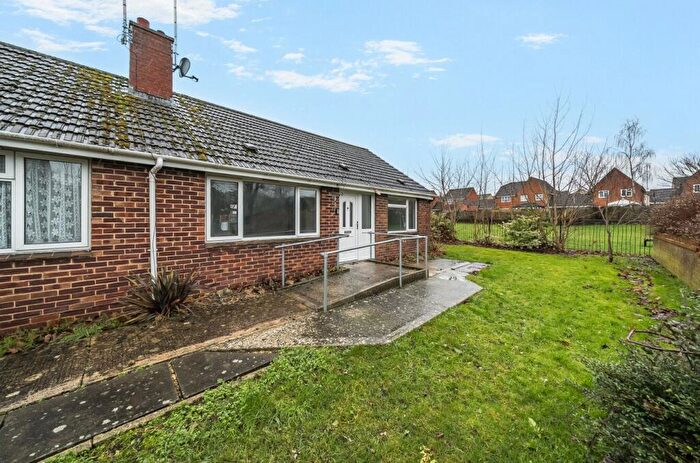 2 Bedroom Bungalow To Rent In Pye Street, Faringdon, Oxfordshire, SN7