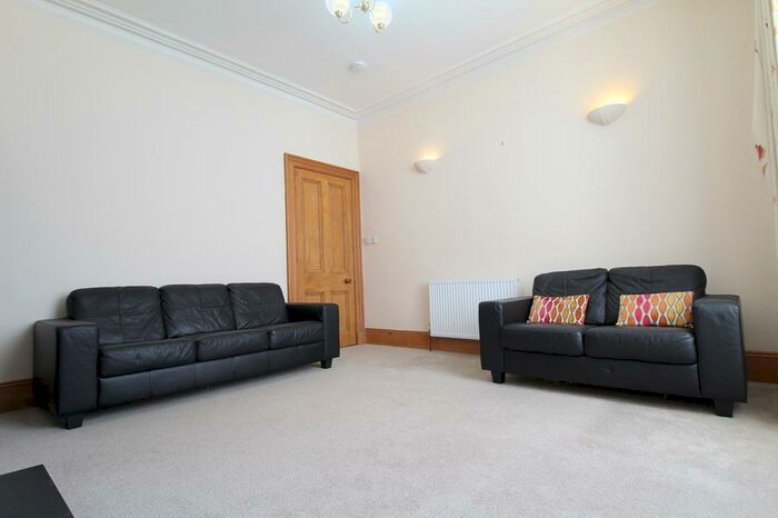 2 Bedroom Flat To Rent In Bonnymuir Place, Aberdeen, AB15