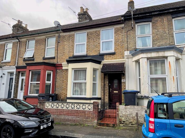 2 Bedroom Terraced House To Rent In Oswald Road, Dover, CT17