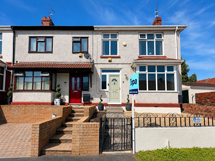 3 Bedroom End Of Terrace House For Sale In Teewell Avenue, Bristol, BS16